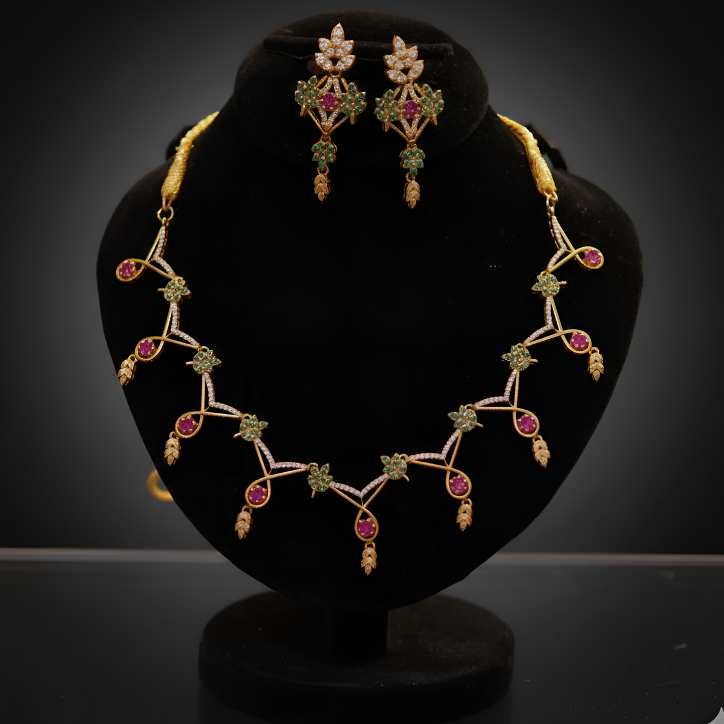 Classic Silver Necklace