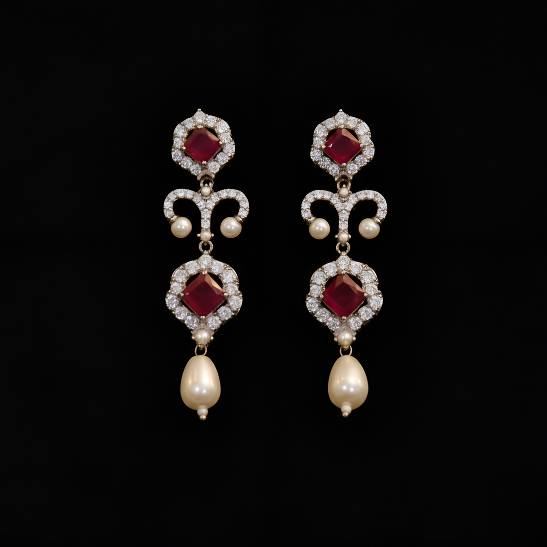 Elegant Oval Necklace